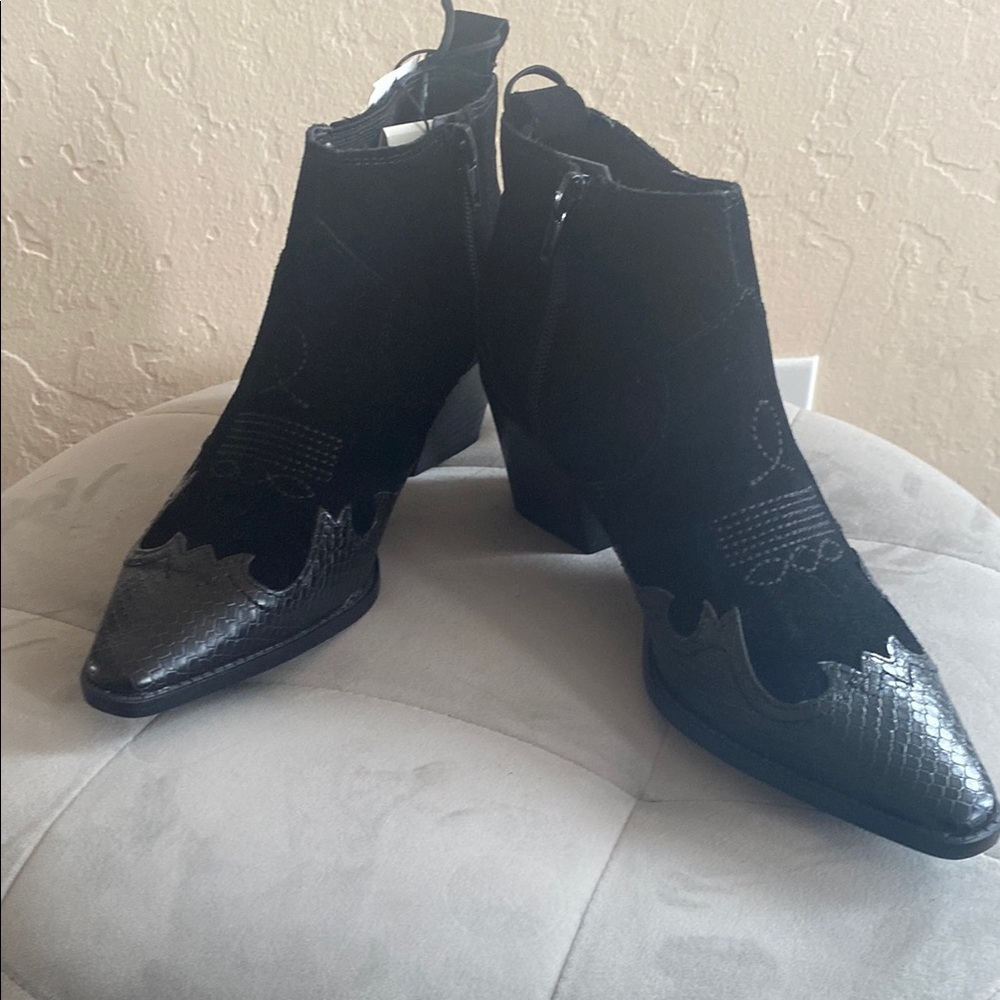 NWT Zara black leather suede boot